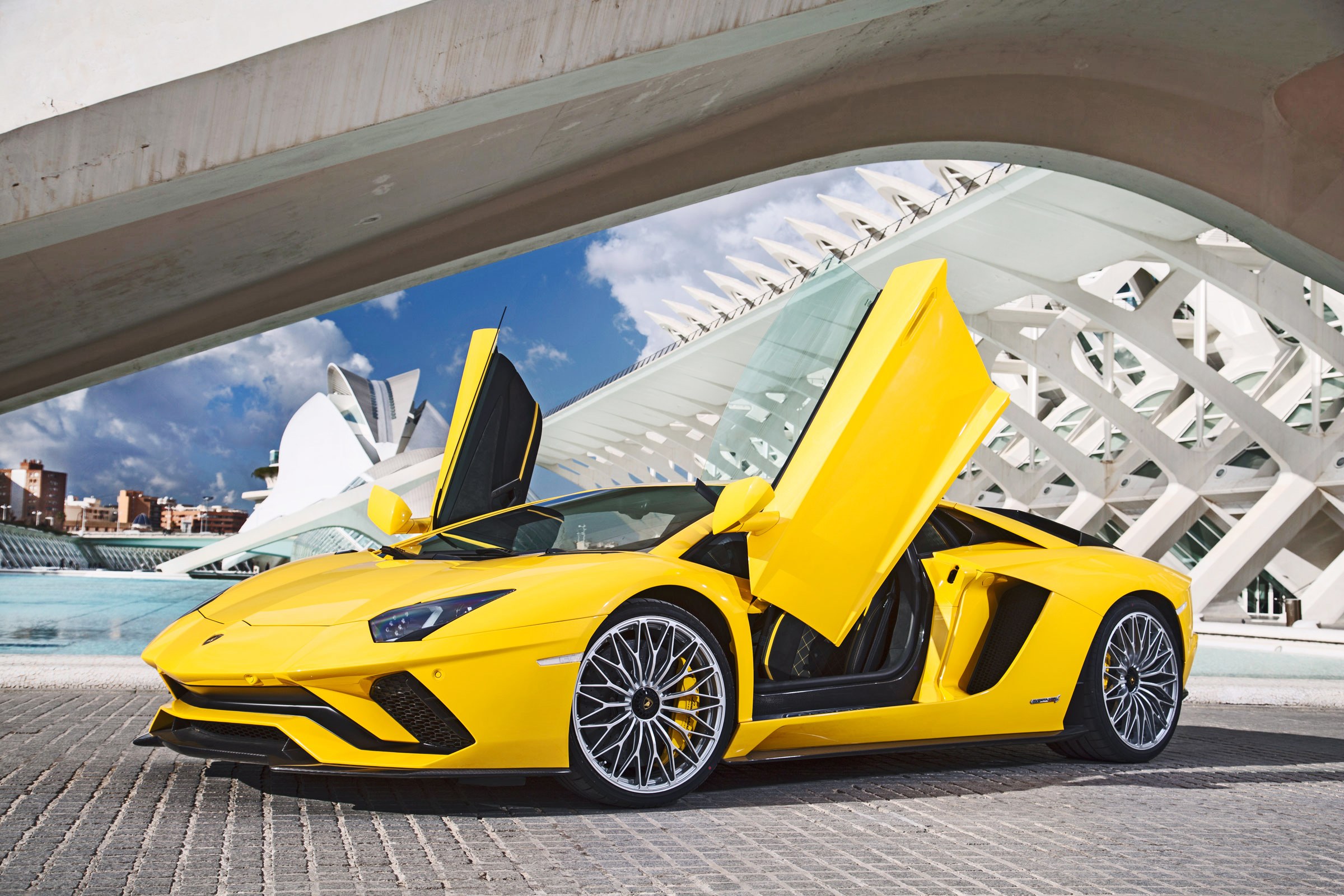 Lamborghini Aventador S Price